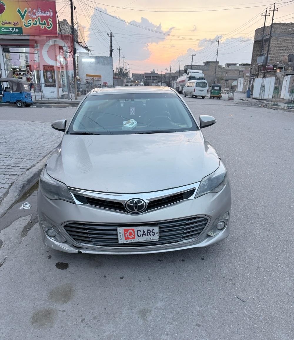 تويوتا أفالون